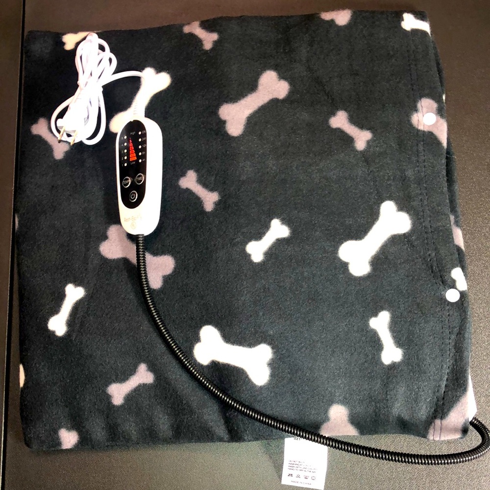 Rest-Eazzzy Pet Heating Pad Indoor. New!